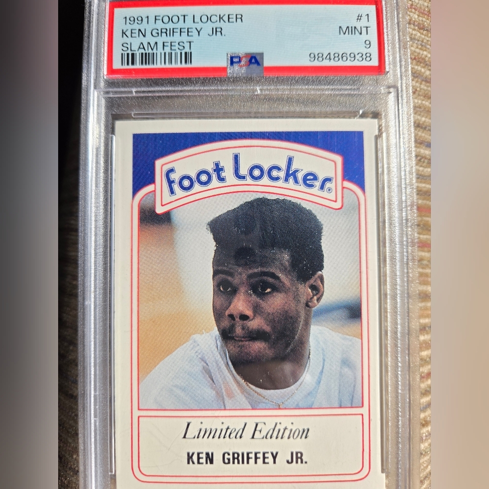 Ken Griffey Jr. Limited Edition Card